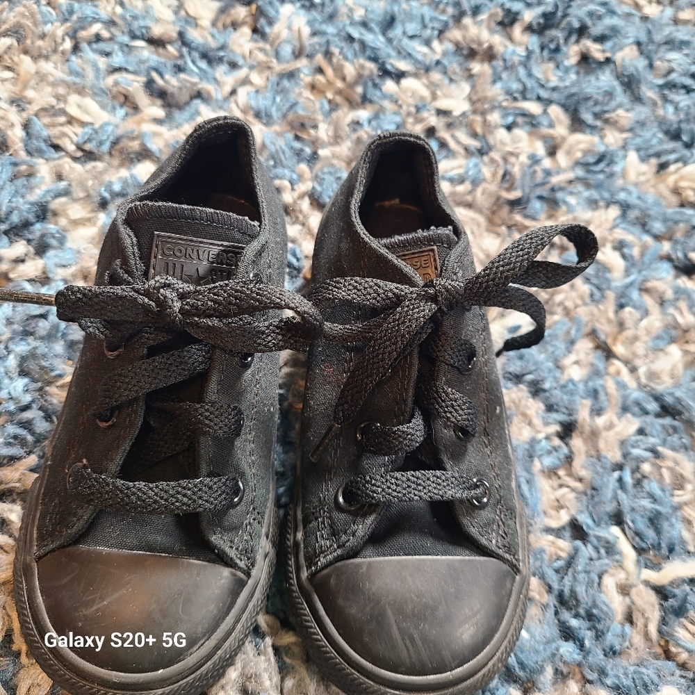 Black Converse